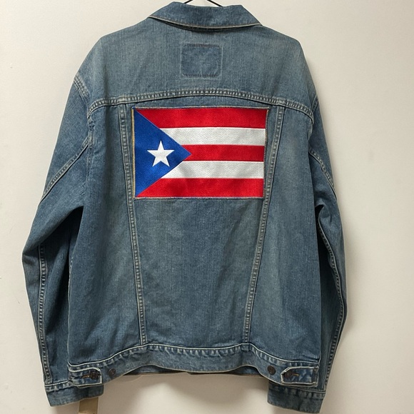 Levi Strauss & Co. Embroidered Puerto Rican Flag/Pacific Trucker Jean Jacket! - Picture 2 of 15